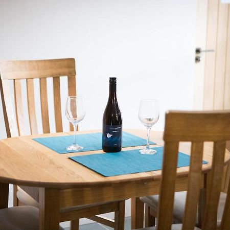 Vineyard Country Cottage Llanerch-Aeron 외부 사진