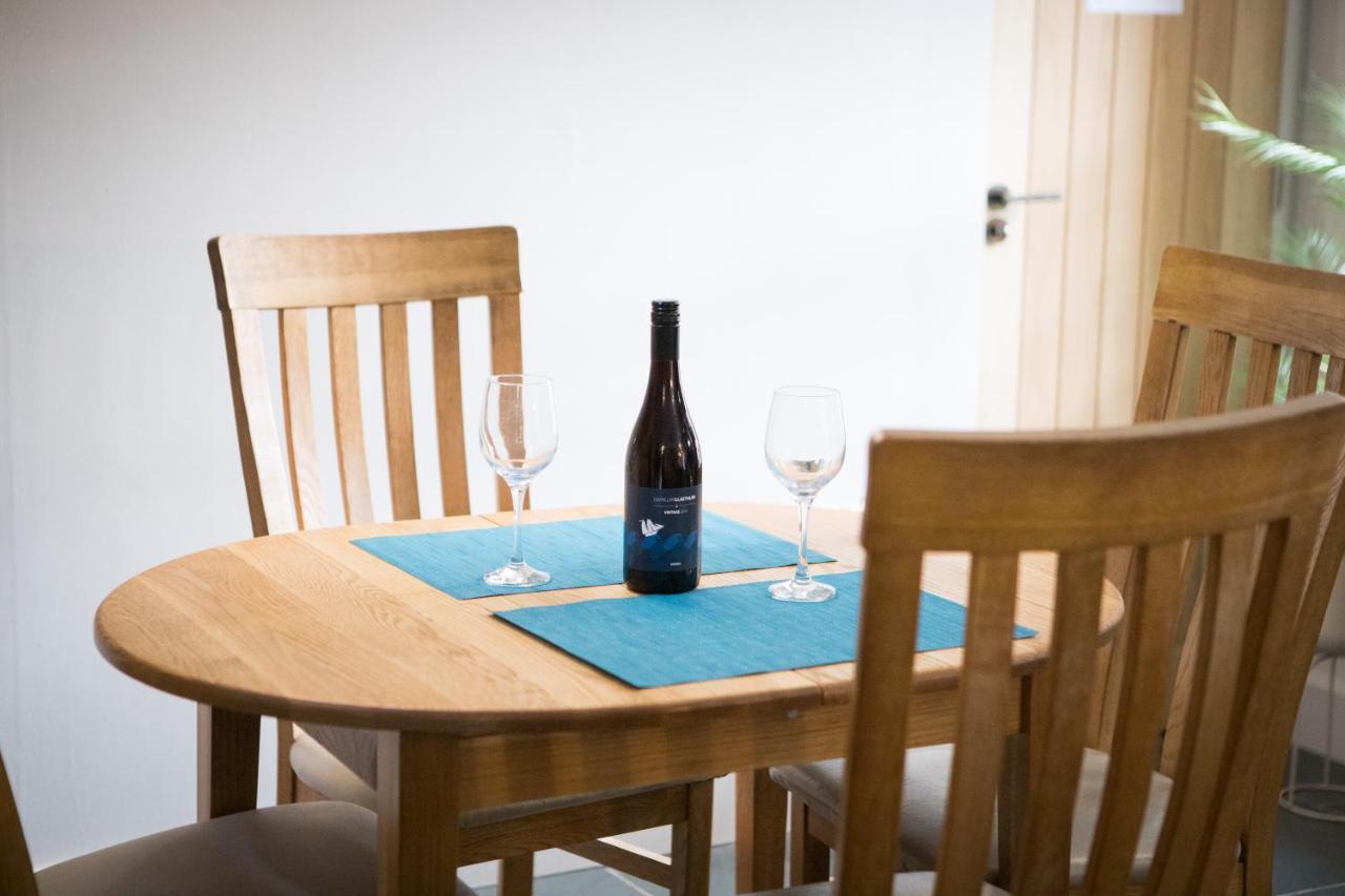 Vineyard Country Cottage Llanerch-Aeron 외부 사진