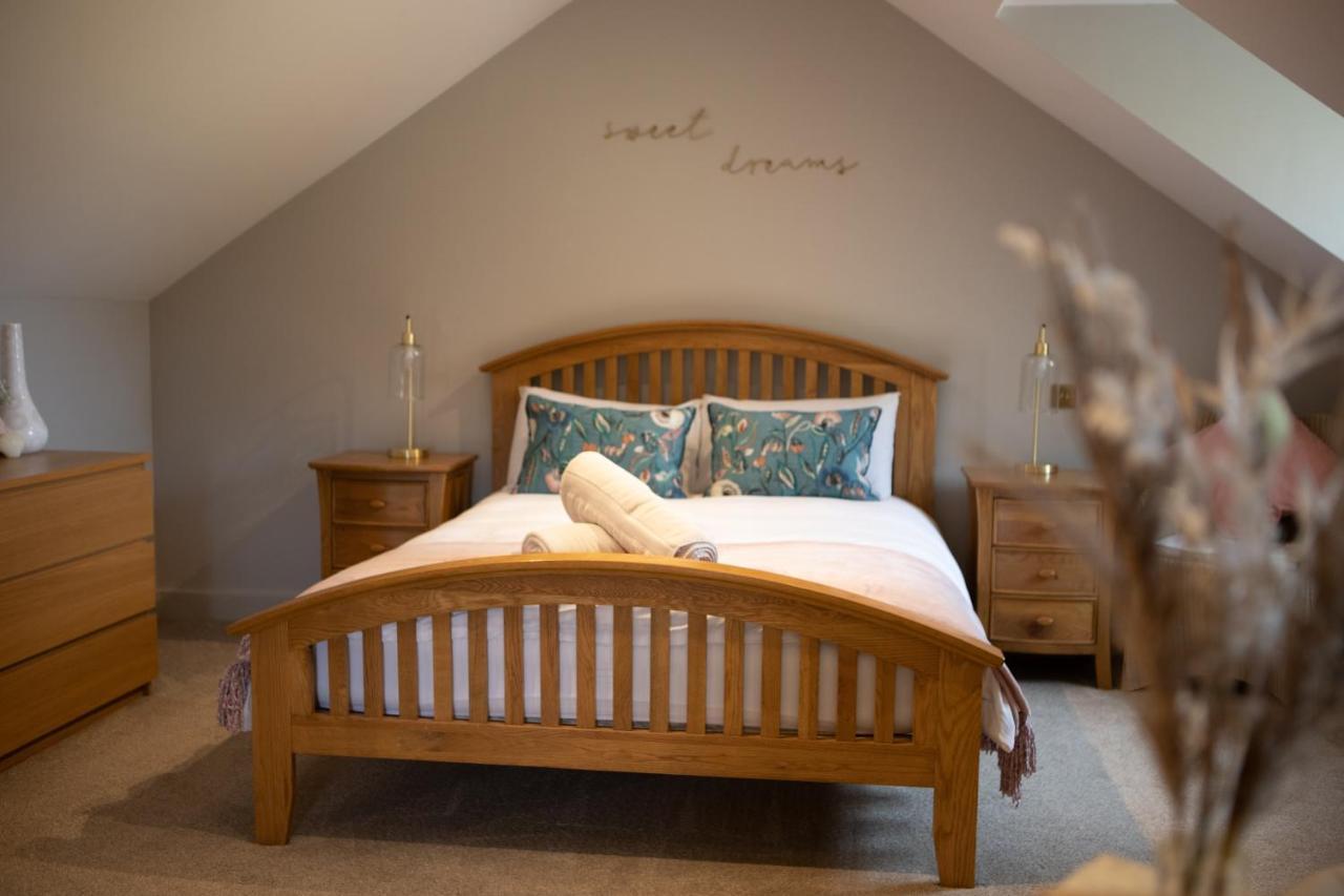 Vineyard Country Cottage Llanerch-Aeron 외부 사진